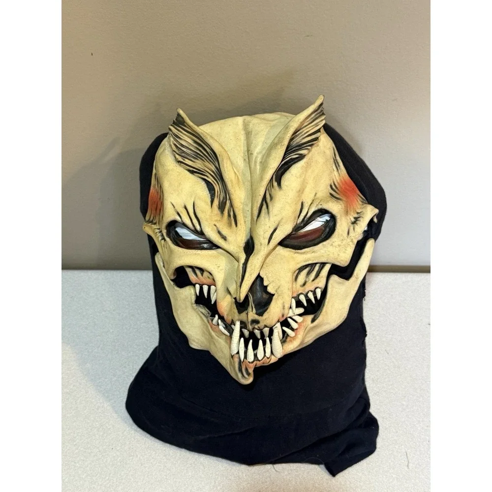 Vintage 1984 Fatal Fantasy Handmade BSS Be Something Studio Fang Halloween Mask - Picture 4 of 4